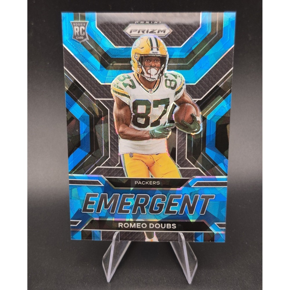 2022‎ Panini Prizm Romeo Doubs #E-14 Emergent Blue Ice Prizm /99 (RC) Packers